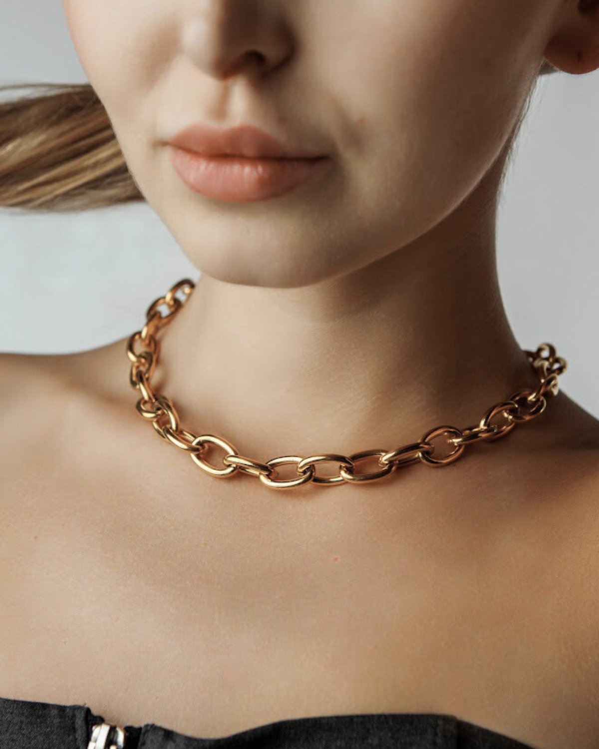 viea jewelry gold plated 18k stainless steel hypoallergenic non tarnish free shipping pandora tiffany fashion inspo trendy classic chic style parisian aesthetic necklace