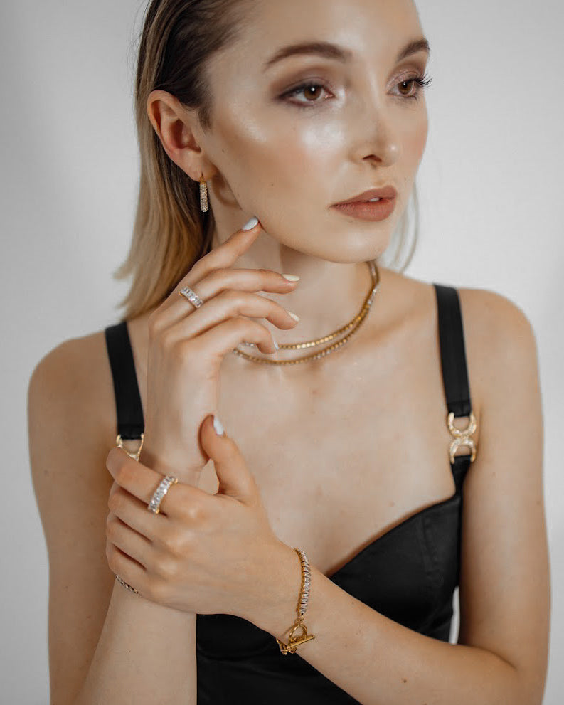 viea jewelry necklace ring bracelet anklet ear cuff Pavé hoop earrings women fall vogue gem zirconia diamond fashion inspo collection 18k gold coated brass free shipping chic parisian style inspo aesthetic staple classic pandora hypoallergenic near me box mejuri adinas kendra scott paparazzi organizer zales dior non tarnish cleaner pouch macy’s chanel cartier vogue vintage store aesthetic pose gorjana cendre holder travel ana luisa disney dainty etsy fine sleek statement bold