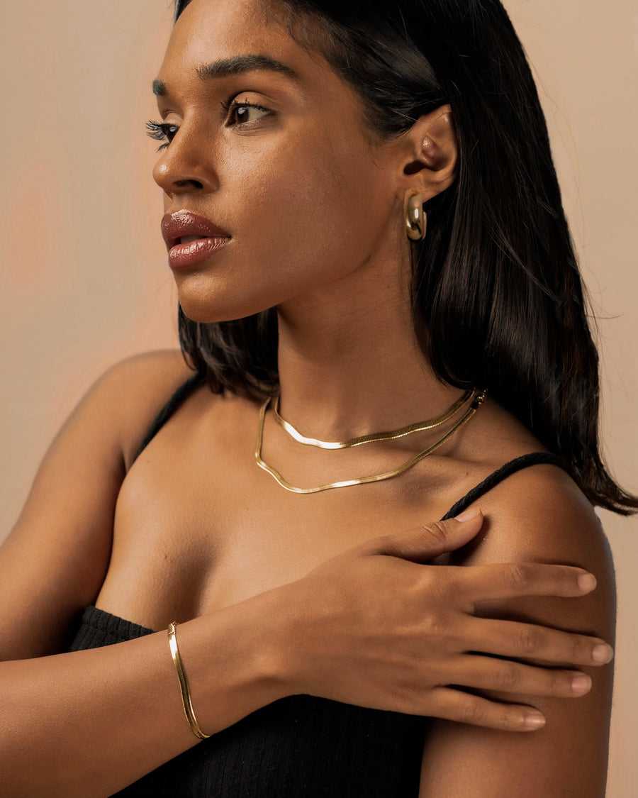 viea jewelry necklace ring bracelet anklet ear cuff semi-hoop earrings women fall vogue gem zirconia diamond fashion inspo collection 18k gold coated brass free shipping chic parisian style inspo aesthetic staple classic pandora hypoallergenic near me box mejuri adinas kendra scott paparazzi organizer zales dior non tarnish cleaner pouch macy’s chanel cartier vogue vintage store aesthetic pose gorjana cendre holder travel ana luisa disney dainty etsy fine sleek statement bold set herringbone chain
