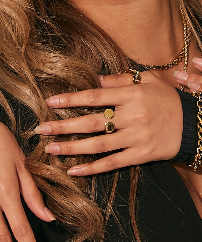 viea jewelry necklace ring bracelet anklet ear cuff women fall vogue gem zirconia diamond fashion inspo collection 18k gold plated stainless steel free shipping chic parisian style inspo aesthetic staple classic pandora hypoallergenic near me box mejuri adinas kendra scott paparazzi organizer zales dior hypoallergenic non tarnish cleaner pouch macy’s chanel cartier vogue vintage store aesthetic pose gorjana cendre holder travel ana luisa disney dainty etsy fine sleek statement bold unique elegant versatile