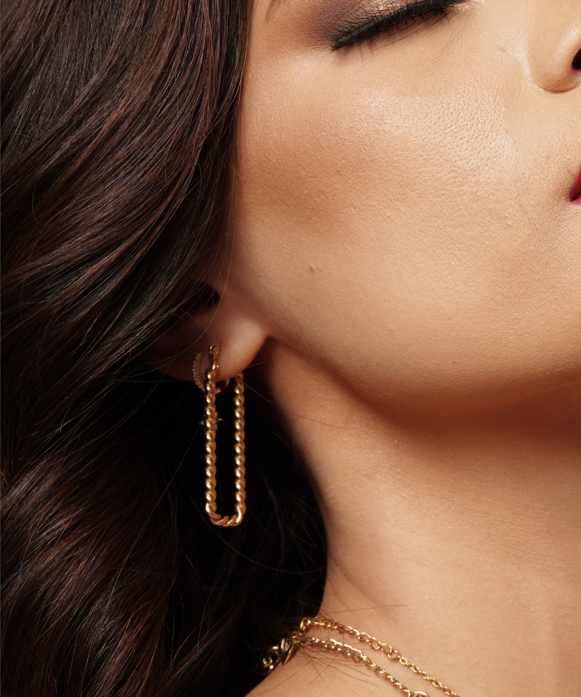 viea jewelry necklace ring bracelet rectangle drop rope earrings women fall vogue gem zirconia diamond fashion inspo collection 18k gold plated stainless steel free shipping chic parisian style inspo aesthetic staple classic pandora hypoallergenic near me box mejuri adinas kendra scott paparazzi organizer zales dior hypoallergenic non tarnish cleaner pouch macy’s chanel cartier vogue vintage store aesthetic pose gorjana cendre holder travel ana luisa disney dainty etsy fine sleek statement bold classy