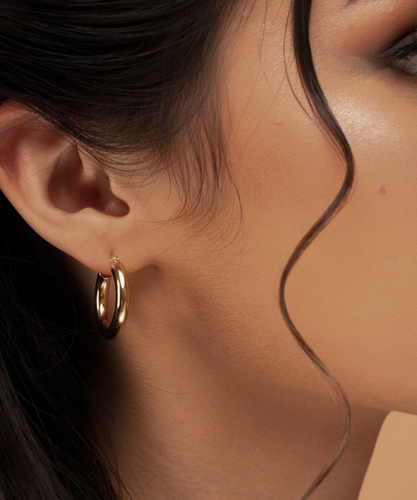 viea jewelry necklace ring bracelet anklet ear cuff hoop earrings women fall vogue gem zirconia diamond fashion inspo collection 18k gold coated brass free shipping chic parisian style inspo aesthetic staple classic pandora hypoallergenic near me box mejuri adinas kendra scott paparazzi organizer zales dior non tarnish cleaner pouch macy’s chanel cartier vogue vintage store aesthetic pose gorjana cendre holder travel ana luisa disney dainty etsy fine sleek statement bold hinged hoop minimalist hoops