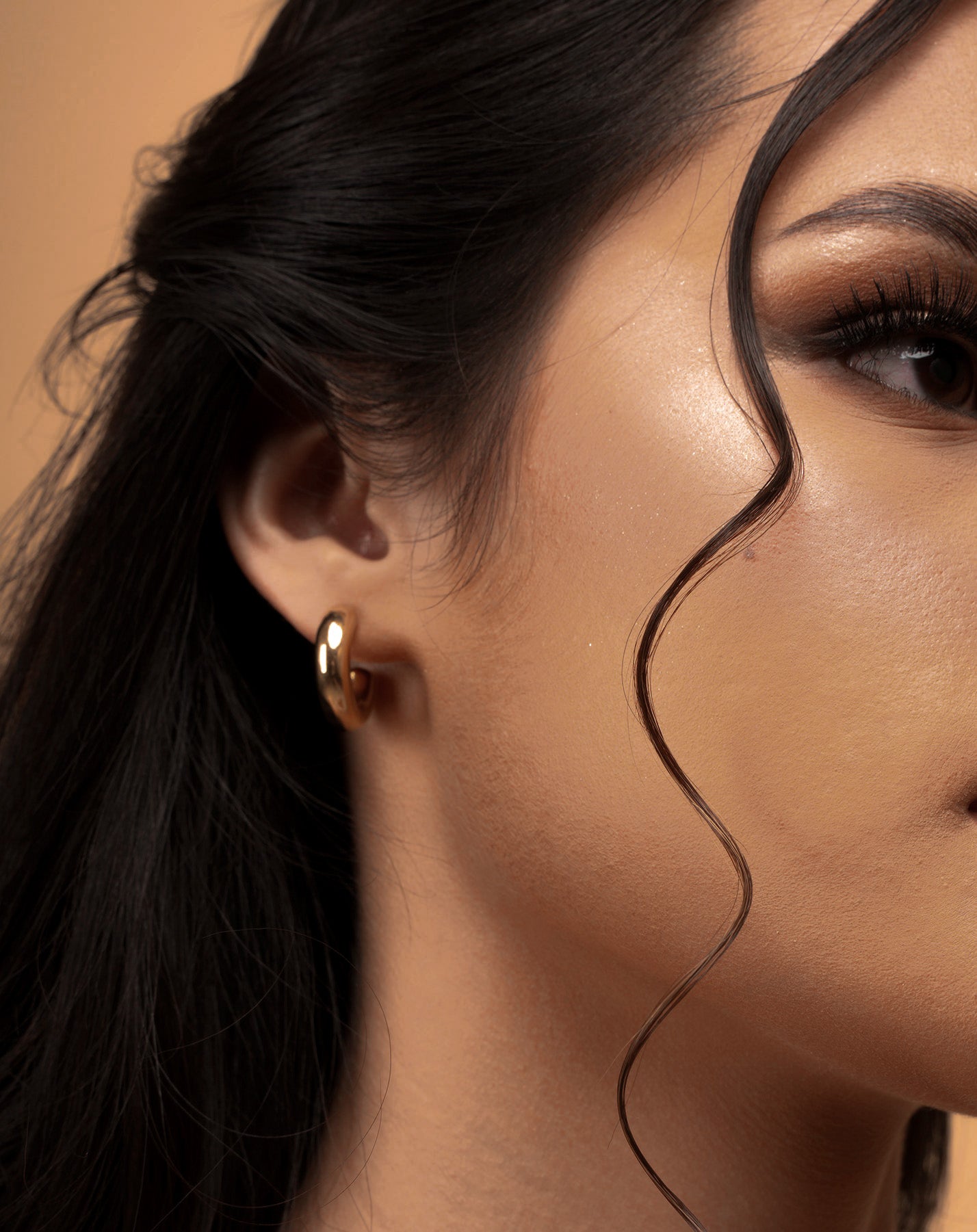 viea jewelry necklace ring bracelet anklet ear cuff huggie earrings women fall vogue gem zirconia diamond fashion inspo collection 18k gold coated brass free shipping chic parisian style inspo aesthetic staple classic pandora hypoallergenic near me box mejuri adinas kendra scott paparazzi organizer zales dior non tarnish cleaner pouch macy’s chanel cartier vogue vintage store aesthetic pose gorjana cendre holder travel ana luisa disney dainty etsy fine sleek statement bold classy minimal