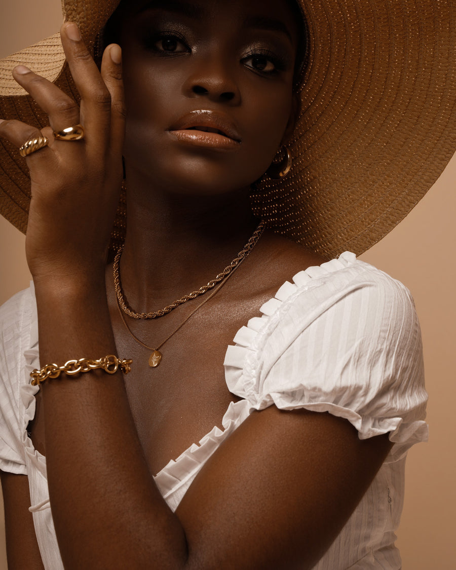 viea jewelry necklace ring big chunky chain bracelet earrings women fall vogue gem zirconia diamond fashion inspo collection 18k gold plated stainless steel free shipping chic parisian style inspo aesthetic staple classic pandora hypoallergenic near me box mejuri adinas kendra scott paparazzi organizer zales dior hypoallergenic non tarnish cleaner pouch macy’s chanel cartier vogue vintage store aesthetic pose gorjana cendre holder travel ana luisa disney dainty etsy fine sleek statement bold oval classy 