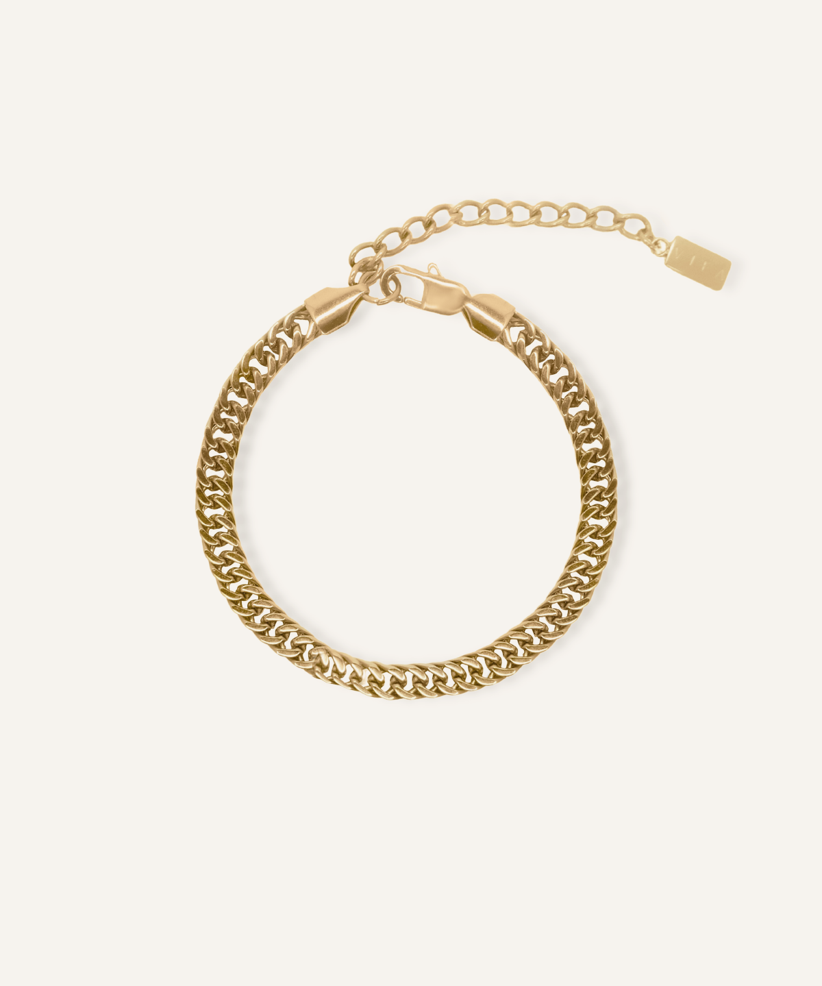 Leo Bracelet in 18k gold coating with curb chain design and adjustable lobster clasp.